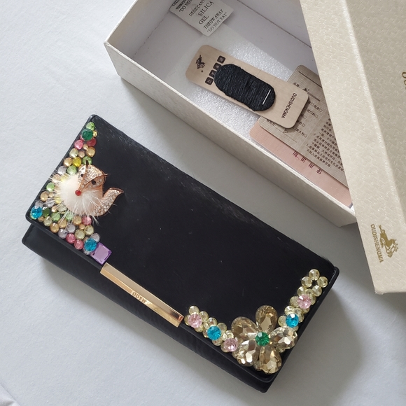 GENUINE LEATHER WALLET WITH HANDMADE JEWELS - Picture 6 of 14